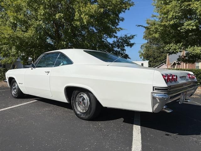 Chevrolet-Impala-1965-Coupe-11