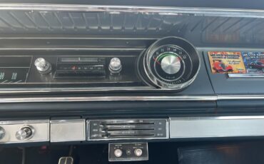 Chevrolet-Impala-1965-Fastback-10