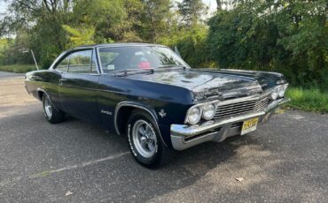 Chevrolet-Impala-1965-Fastback-2