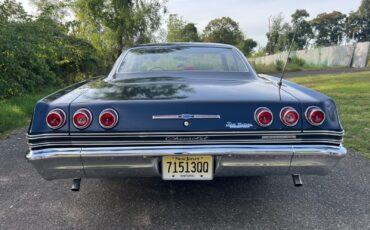 Chevrolet-Impala-1965-Fastback-4