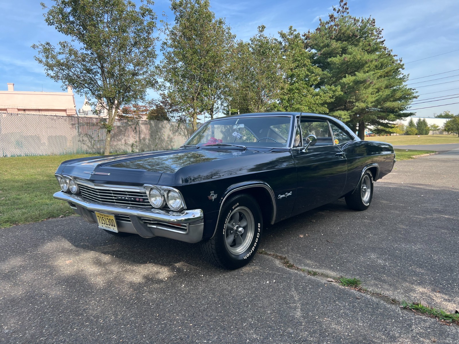 Chevrolet-Impala-1965-Fastback
