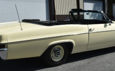 Chevrolet-Impala-1966-Convertible-10