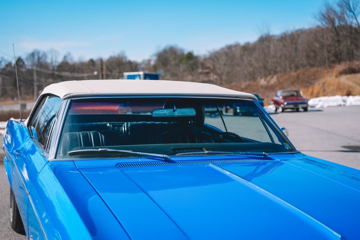 Chevrolet-Impala-1966-Convertible-19