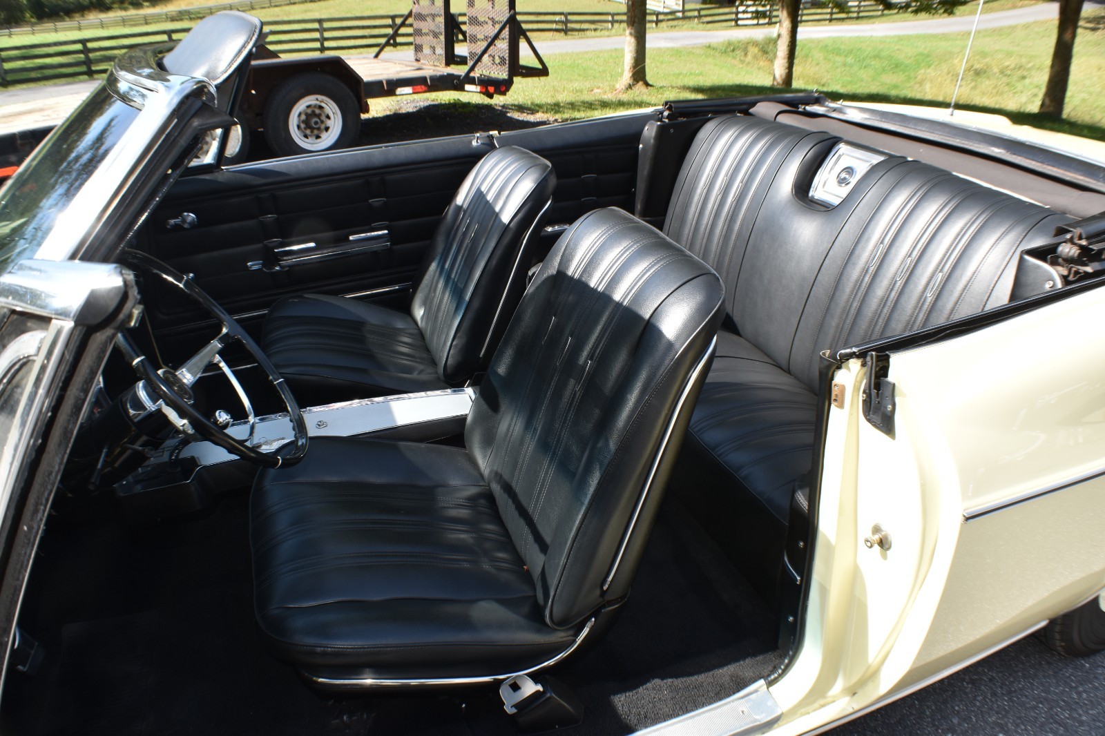 Chevrolet-Impala-1966-Convertible-22