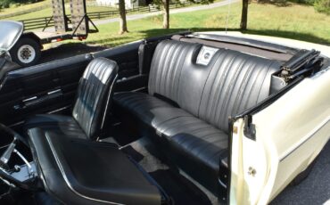 Chevrolet-Impala-1966-Convertible-23