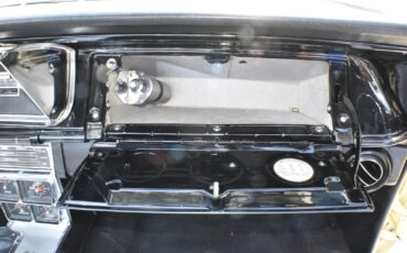 Chevrolet-Impala-1966-Convertible-27