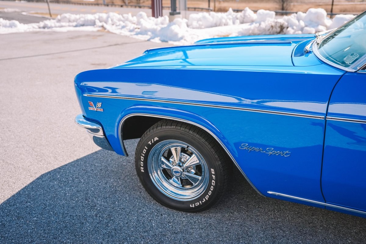 Chevrolet-Impala-1966-Convertible-36
