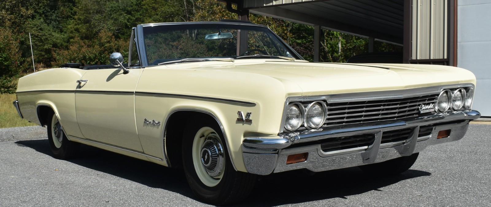 Chevrolet-Impala-1966-Convertible