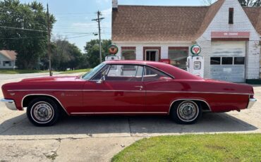 Chevrolet-Impala-1966-Red-Red-17