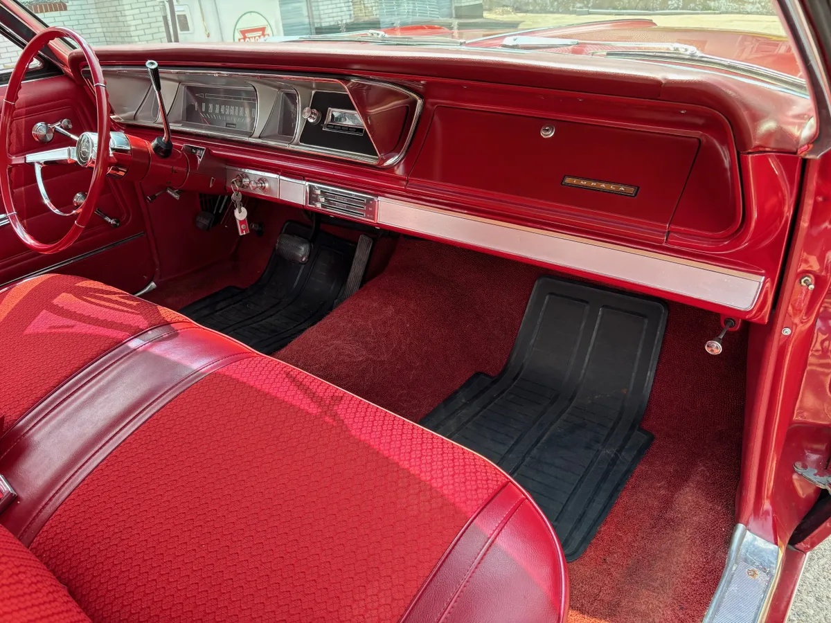 Chevrolet-Impala-1966-Red-Red-8