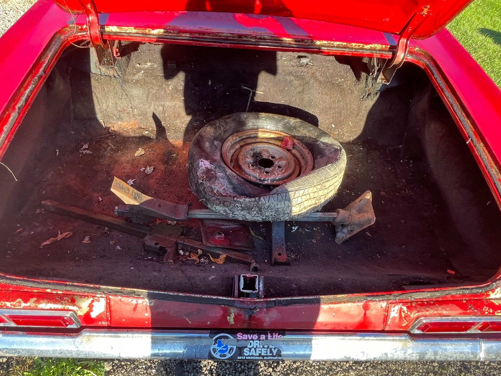 Chevrolet-Impala-1966-Sedan-14