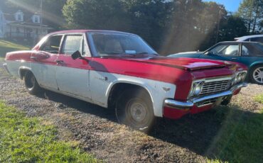 Chevrolet-Impala-1966-Sedan