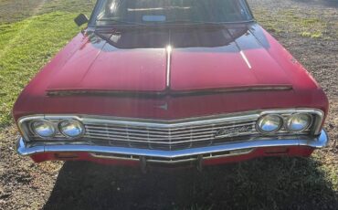 Chevrolet-Impala-1966-Sedan-2