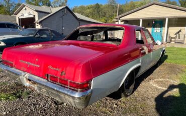 Chevrolet-Impala-1966-Sedan-3