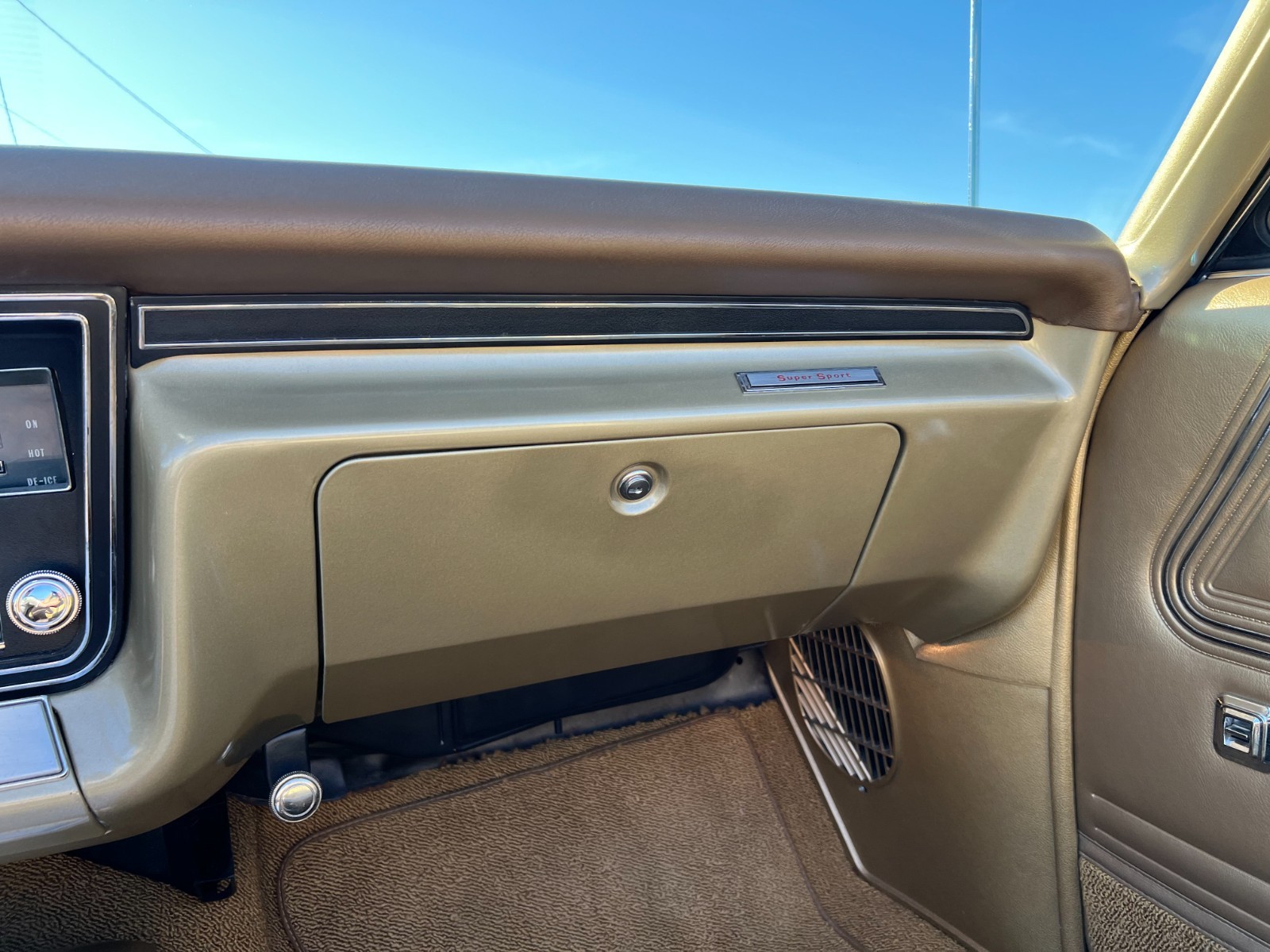 Chevrolet-Impala-1967-Convertible-10