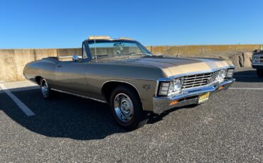 Chevrolet-Impala-1967-Convertible-2