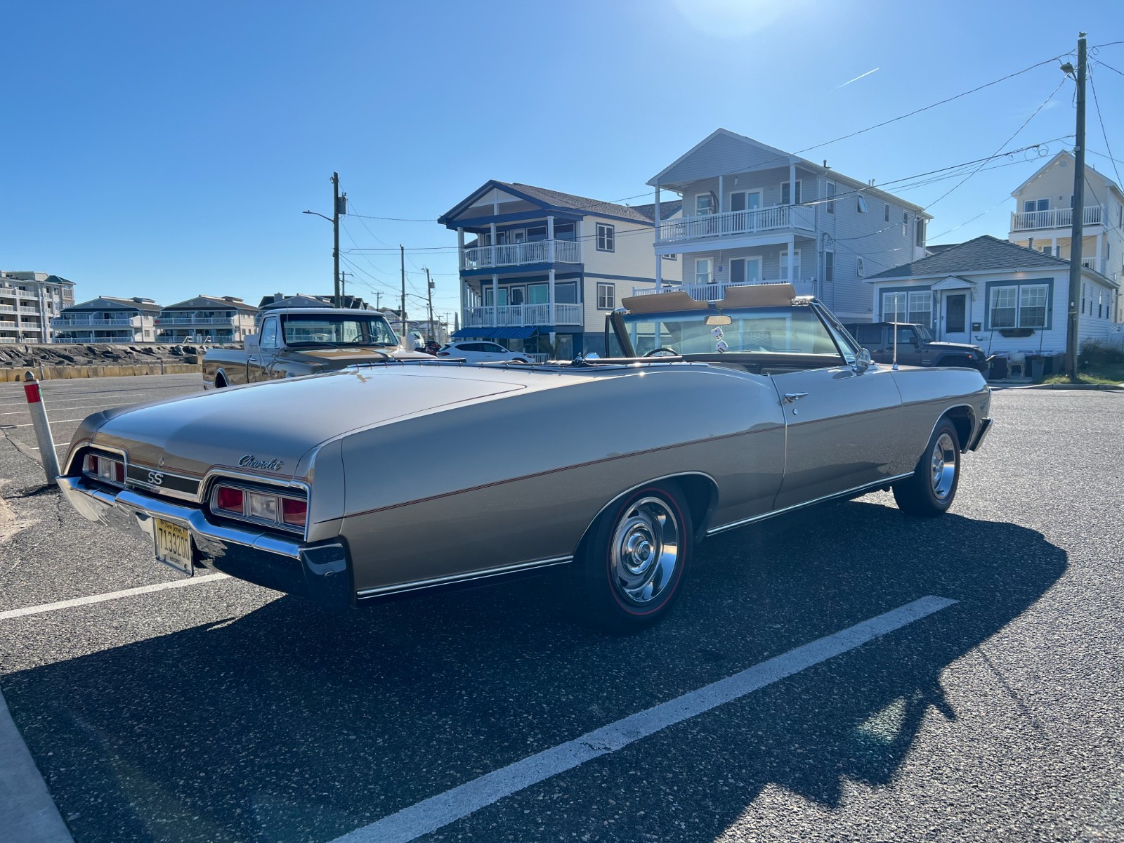Chevrolet-Impala-1967-Convertible-3