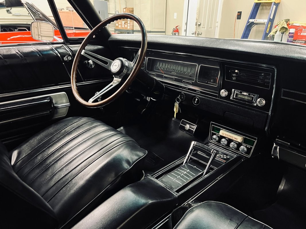 Chevrolet-Impala-1968-Convertible-19