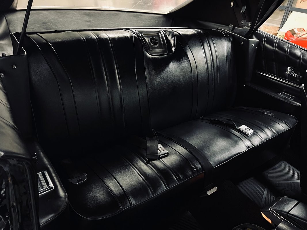 Chevrolet-Impala-1968-Convertible-23