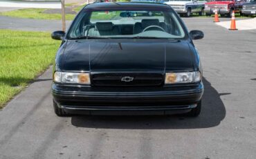 Chevrolet-Impala-1995-4-Door-28