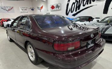 Chevrolet-Impala-1995-Sedan-2