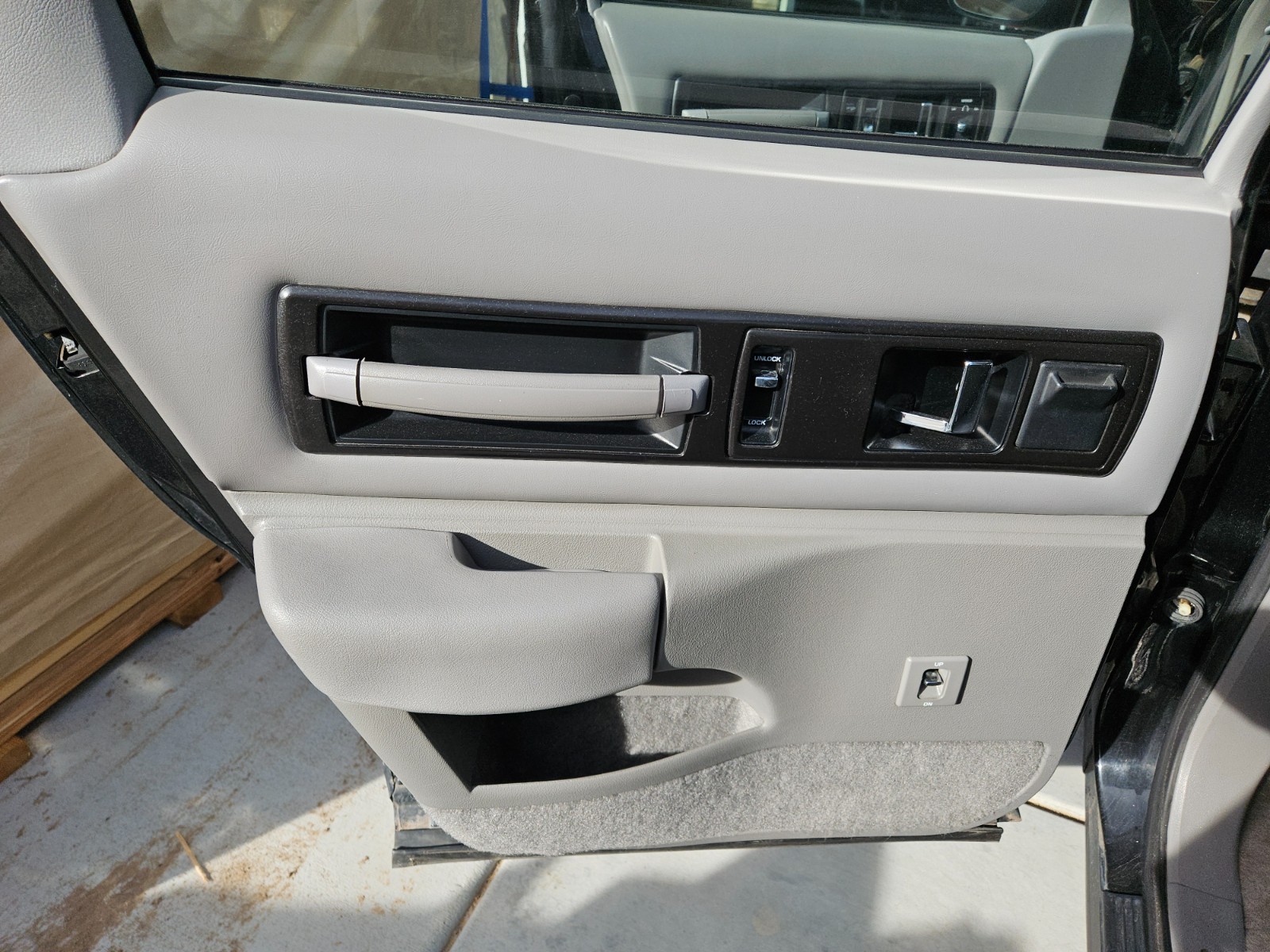 Chevrolet-Impala-1995-Sedan-25