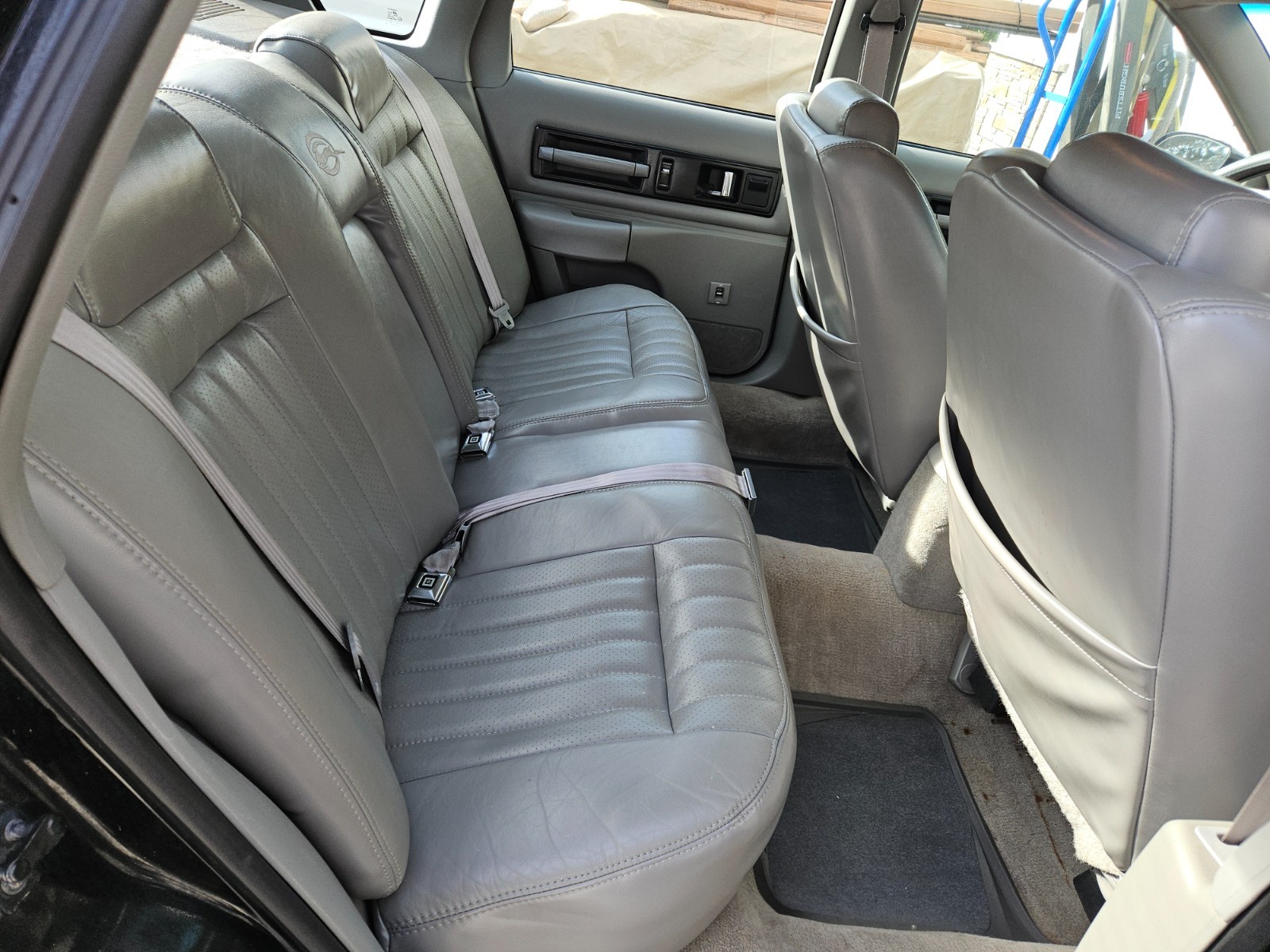 Chevrolet-Impala-1995-Sedan-28