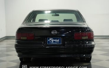 Chevrolet-Impala-1996-Sedan-10