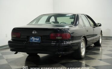 Chevrolet-Impala-1996-Sedan-11