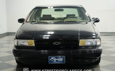 Chevrolet-Impala-1996-Sedan-17