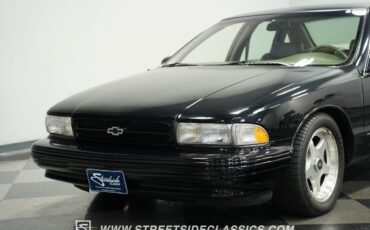 Chevrolet-Impala-1996-Sedan-18