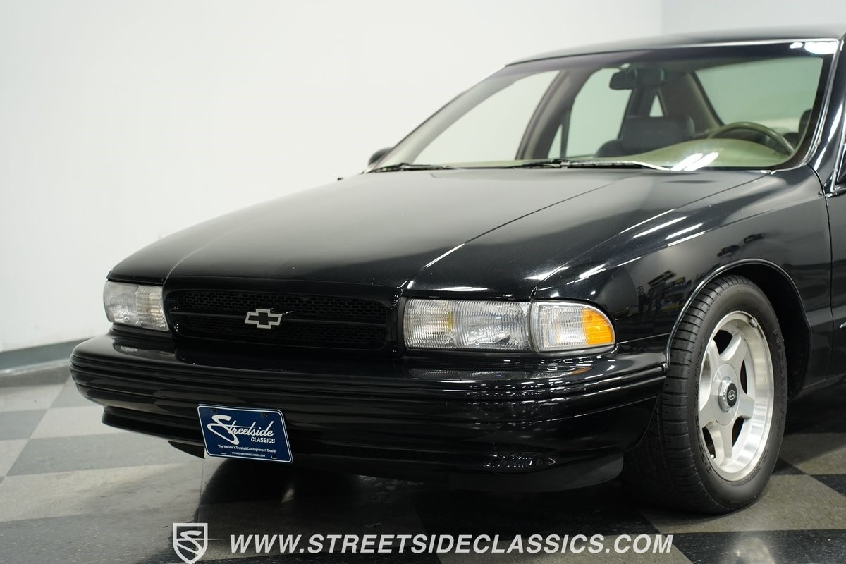 Chevrolet-Impala-1996-Sedan-18