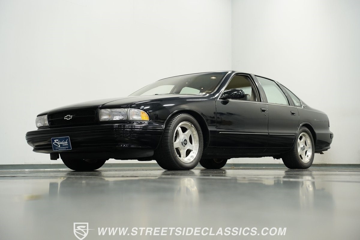 Chevrolet-Impala-1996-Sedan-20