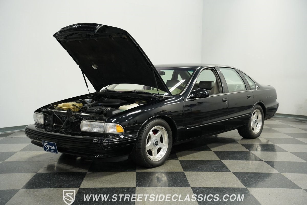Chevrolet-Impala-1996-Sedan-30