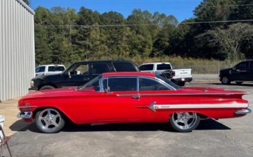 Chevrolet-Impala-ZZ4-350-Vintage-air-Custom-interior-Big-bil-1960-1