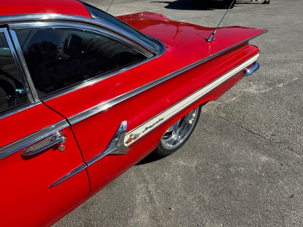 Chevrolet-Impala-ZZ4-350-Vintage-air-Custom-interior-Big-bil-1960-24