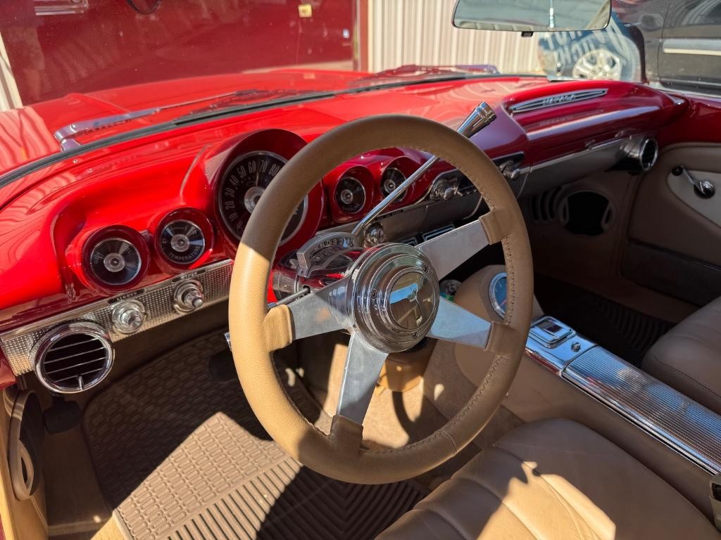 Chevrolet-Impala-ZZ4-350-Vintage-air-Custom-interior-Big-bil-1960-37