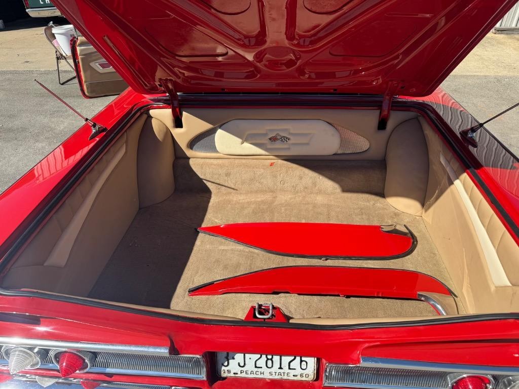Chevrolet-Impala-ZZ4-350-Vintage-air-Custom-interior-Big-bil-1960-5
