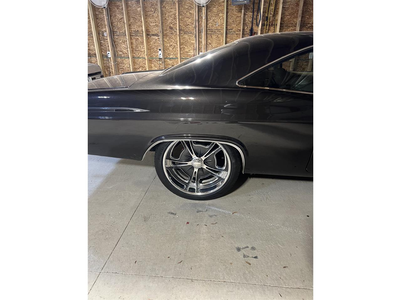 Chevrolet-Impala-ss-1965-Carbon-grey-cream-4