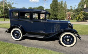 Chevrolet-International-1929-Blue-Gray