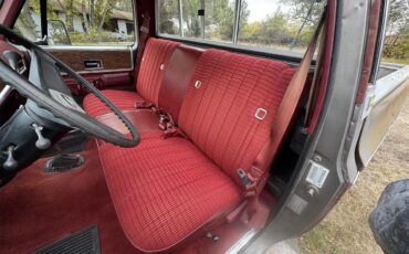 Chevrolet-K-10-1976-Burgundygrey-Red-14