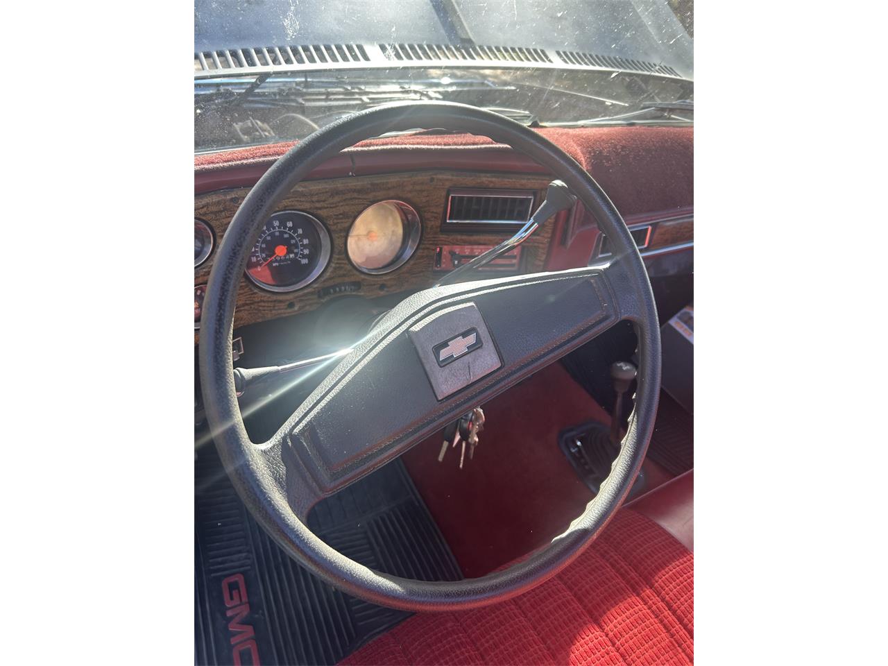 Chevrolet-K-10-1976-Burgundygrey-Red-18