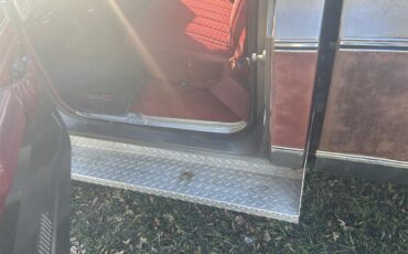 Chevrolet-K-10-1976-Burgundygrey-Red-29
