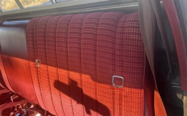 Chevrolet-K-10-1976-Burgundygrey-Red-3