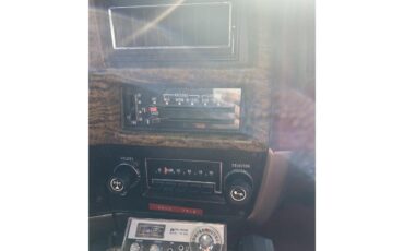 Chevrolet-K-10-1976-Burgundygrey-Red-37
