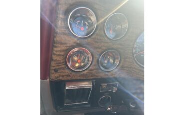 Chevrolet-K-10-1976-Burgundygrey-Red-51