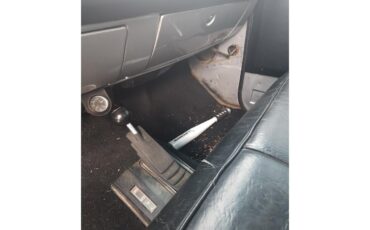 Chevrolet-K-10-1983-Silver-Black-12
