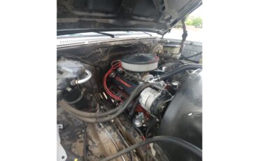 Chevrolet-K-10-1983-Silver-Black-22