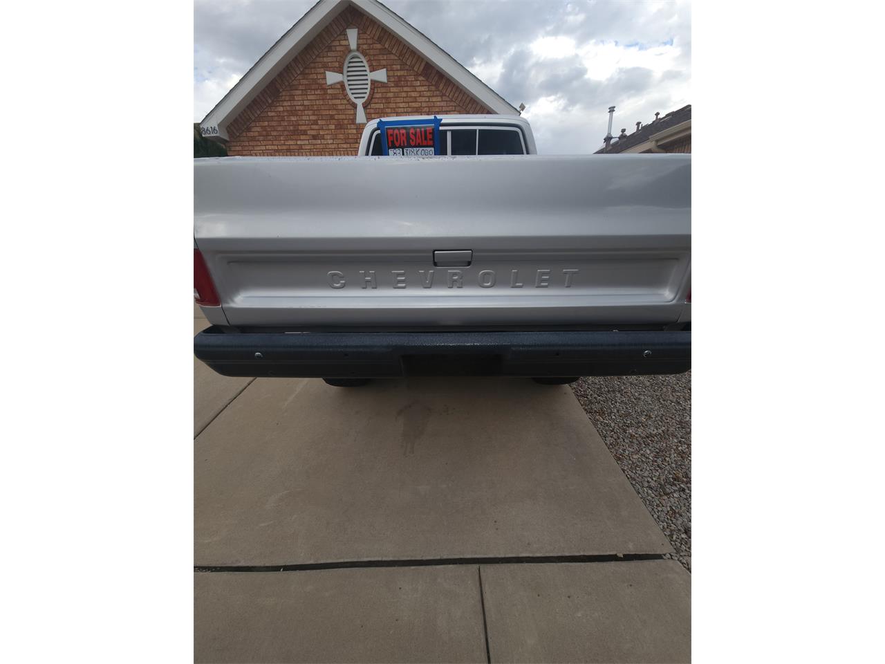 Chevrolet-K-10-1983-Silver-Black-8