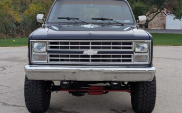 Chevrolet-K-20-1986-Pickup-Truck-10